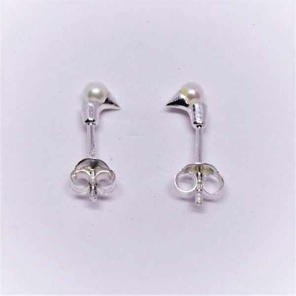 Cute Sterling Silver Calla Lilly Pearl Studs