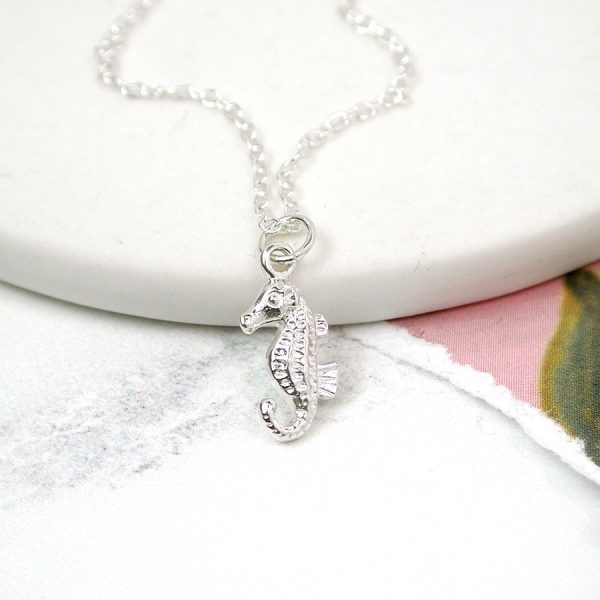 sterling_silver_seahorse_necklace